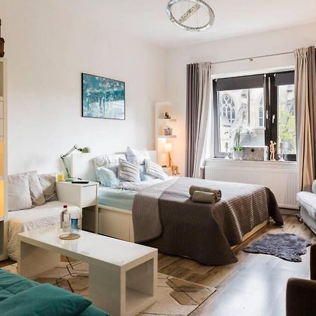 Beautiful Cozy 1-Room Apartment, Near Rhine Dusseldorf Exterior photo